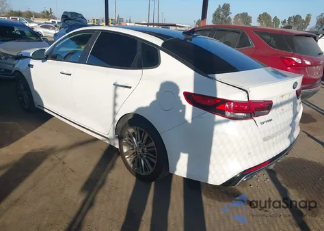2016 Kia Optima Sxl Turbo z USA, uszkodzony, nr VIN 5XXGV4L2XGG078699
